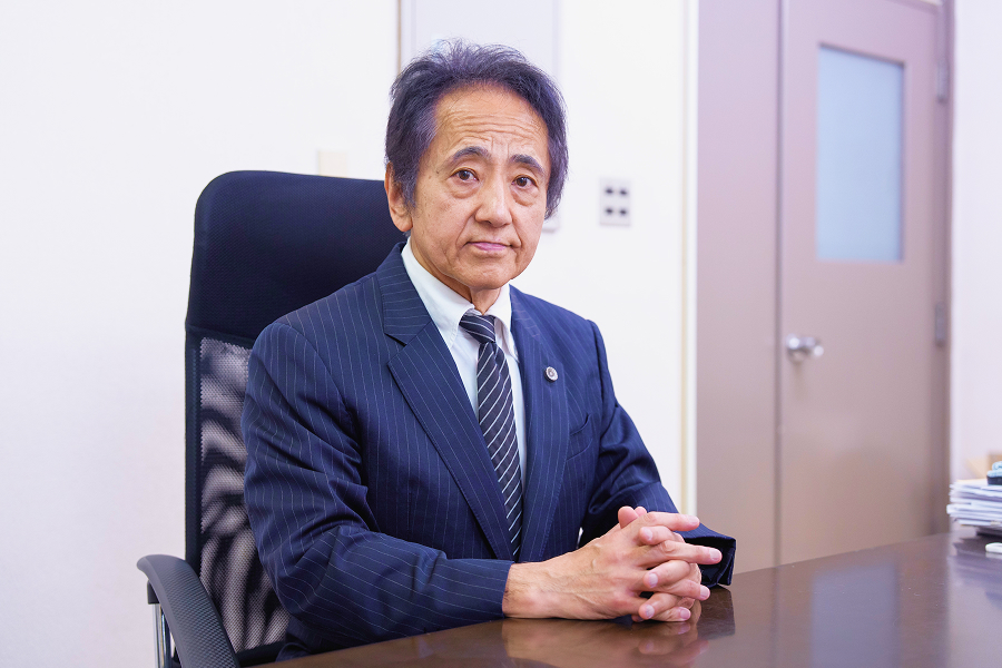 代表弁護士 小原 恒之